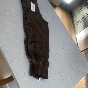 Silk olive green cargo pants never worn tags still attached